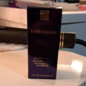 Estee Lauder Double Wear Foundation